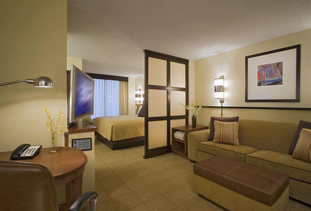 Hyatt Place Detroit/Livonia Ruang foto