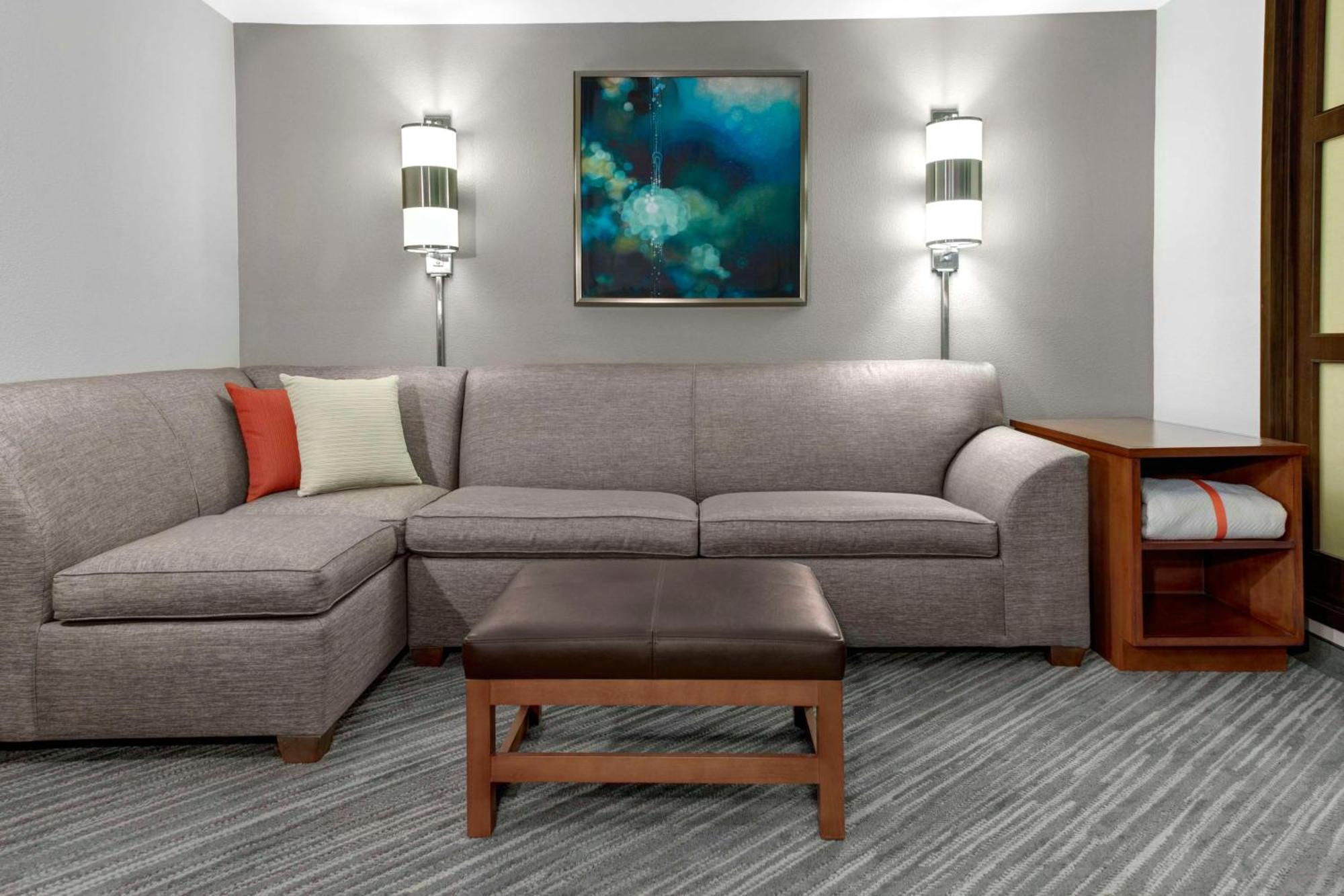 Hyatt Place Detroit/Livonia Bagian luar foto