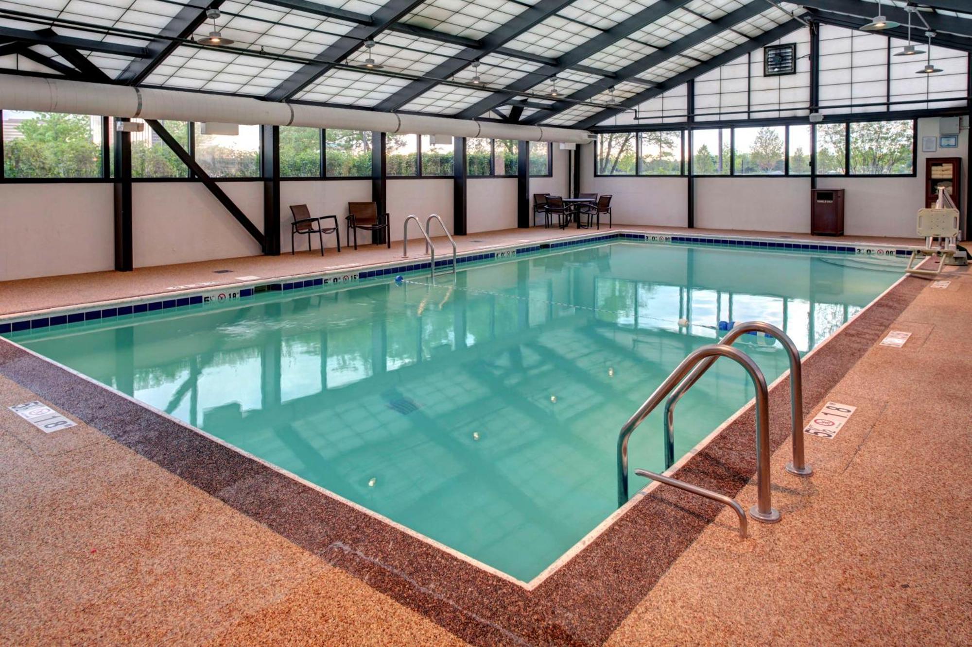 Hyatt Place Detroit/Livonia Bagian luar foto