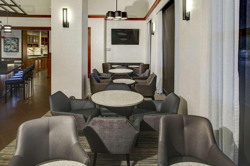 Hyatt Place Detroit/Livonia Restoran foto